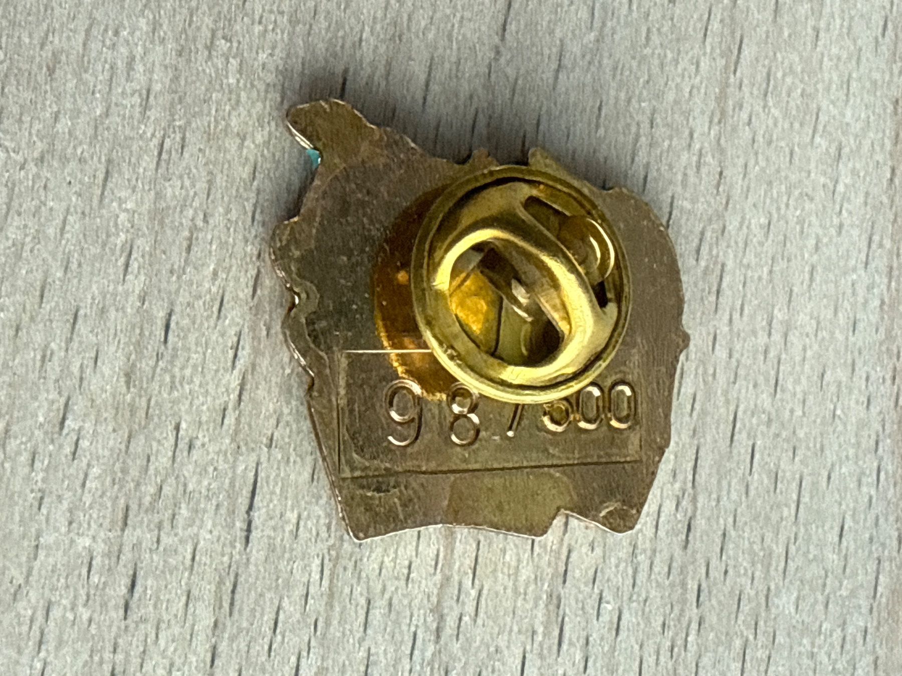 Placchette & Badge: Pin Feuerwehr Trimmis – Usato da Glattbrugg venduto da Schweigmatt 1