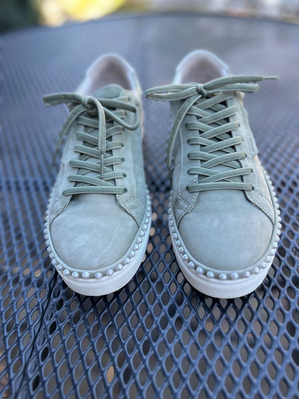 Kennel + Schmenger Scarpe da donna: Sneaker, Gr. 40, Kennel & Schmenger,  hellgrün, mit Perlen – Usato da Unterkulm venduto da Chipsi0709 3