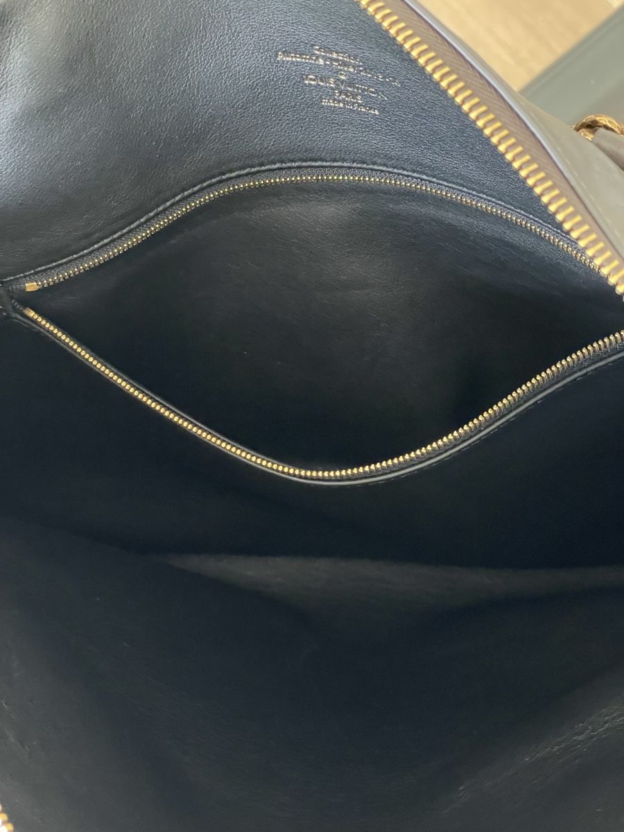 Louis Vuitton Sacs femmes: Louis Vuitton show collection limited edition Lock me – Neuf avec emballage d'origine à Cologny par Jul_ez 6