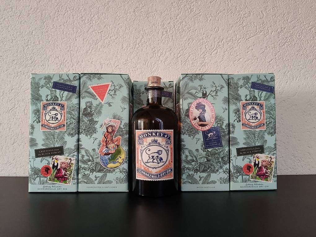 Monkey 47 Spiritueux: Monkey 47 Gin Travellers Compendium, 5 Flaschen à 0.5l – Neuf avec emballage d'origine à Bünzen par hangloose74