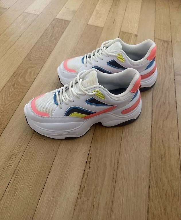 Scarpe da donna: Zara sneakers – Usato da Winterthur venduto da mar_8rdk 2