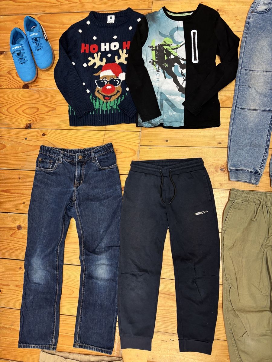 Lotti & Set di vestiti: Kleiderpaket Jungs, Grösse 134 – Usato da Büren an der Aare venduto da Nikito2001 1