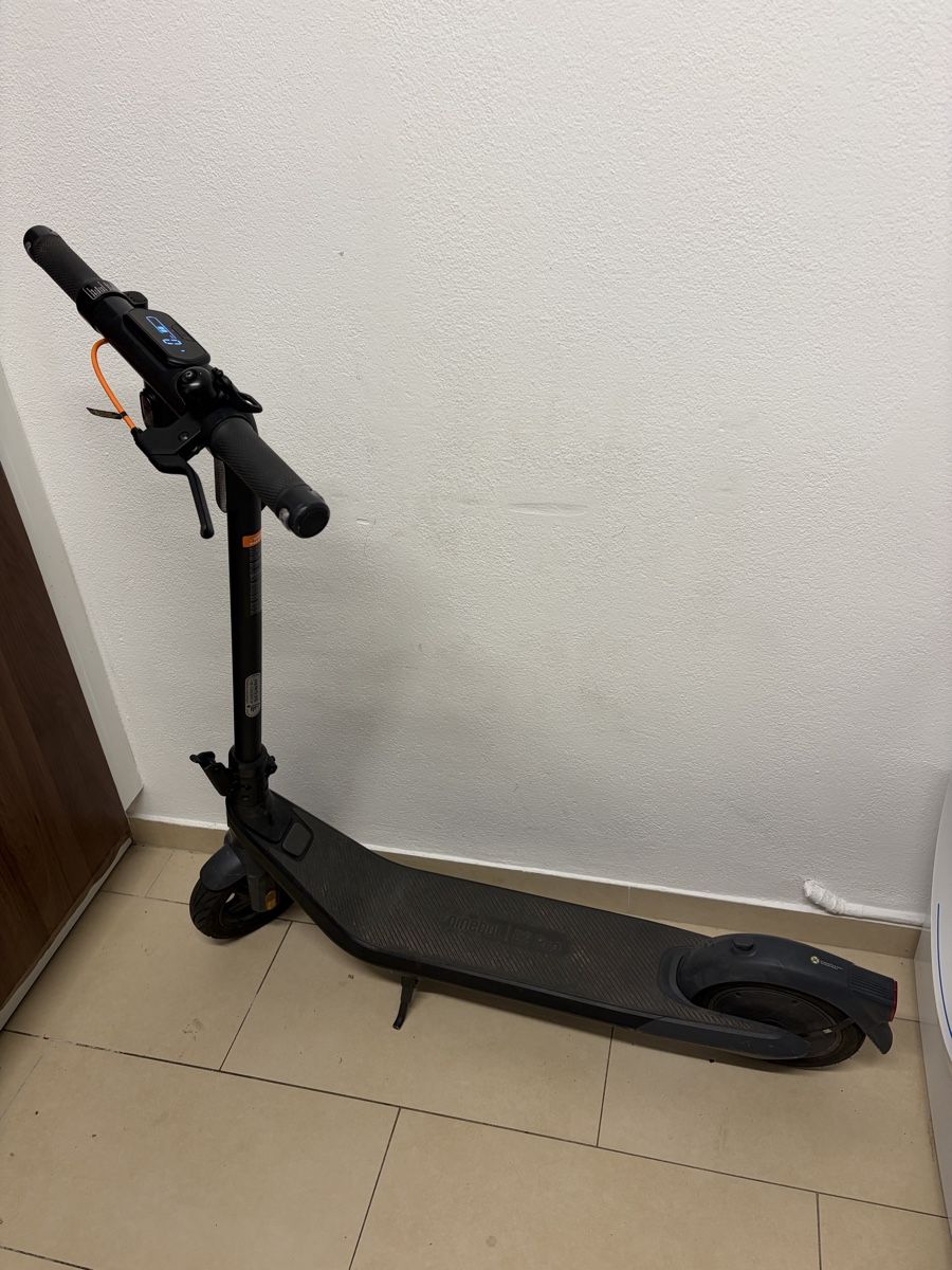 Kickboard: Trottinettes électrique ninebot – D'occasion à Biel/Bienne par yli_7p75 5