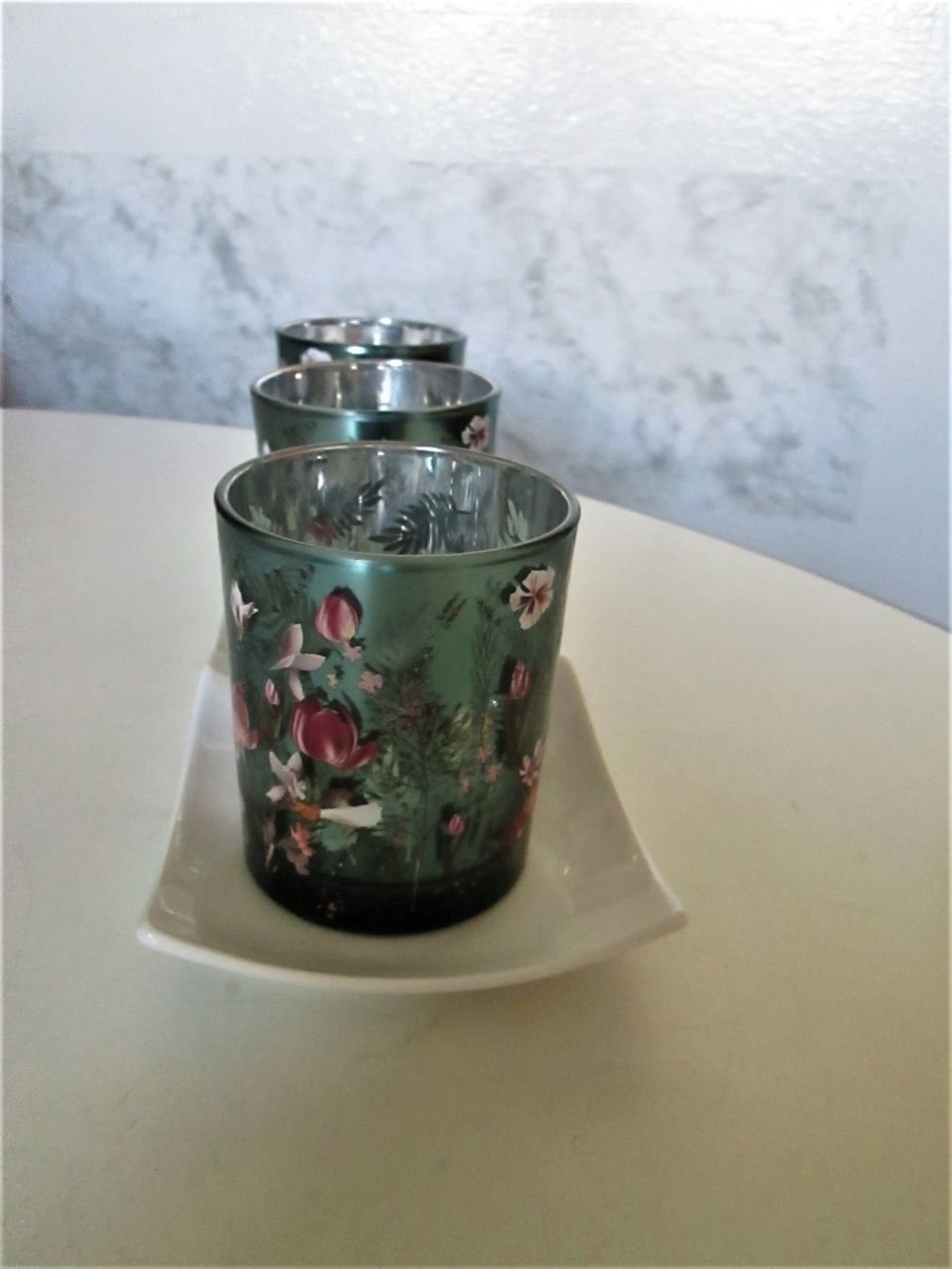 Portacandele: 3 Glas-Kerzenhalter mit Teller – Usato da Sementina venduto da babucia 1