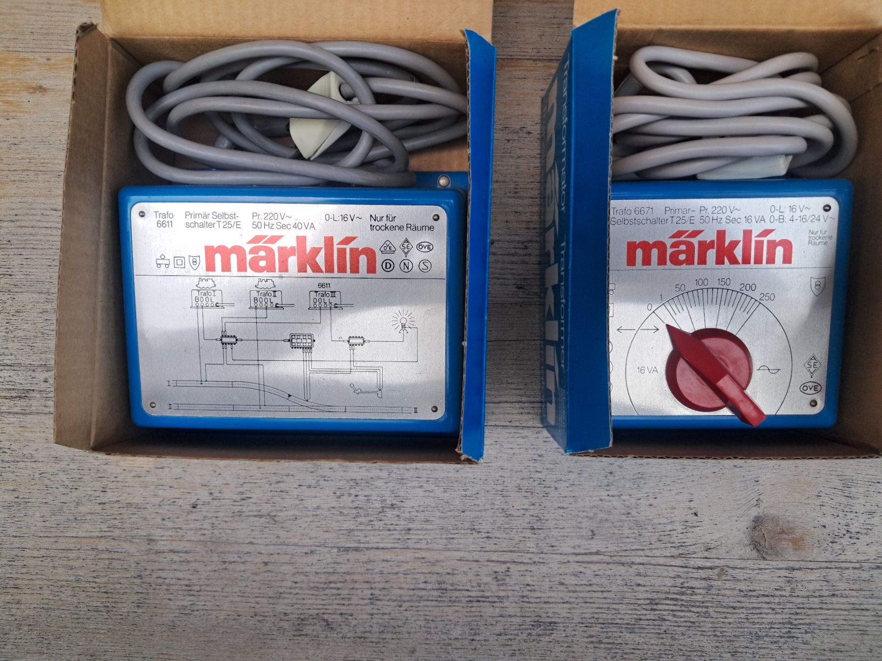 Märklin Batterie, Caricabatterie & Alimentatori: Zwei Märklin Trafo – Usato da Tübach venduto da car_rcb9
