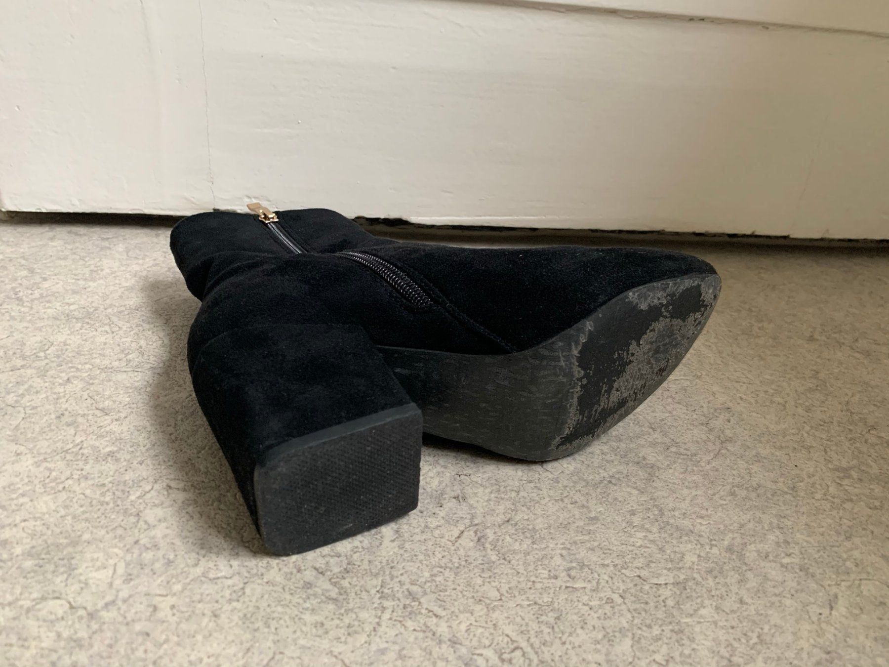 Chaussures femmes: SIMMI - Stiefelette schwarz 36 – D'occasion à Zürich par Diazaio 3