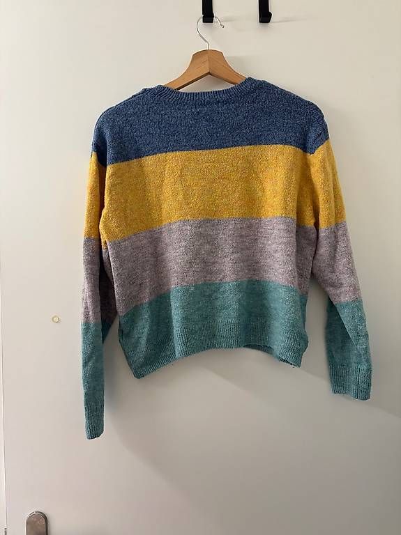 Pulls & Sweat-shirts: Pullover S – D'occasion à Oftringen par violetta9 1