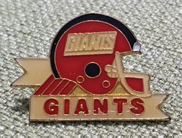 P547 - Pin Rugby Helm - GIANTS