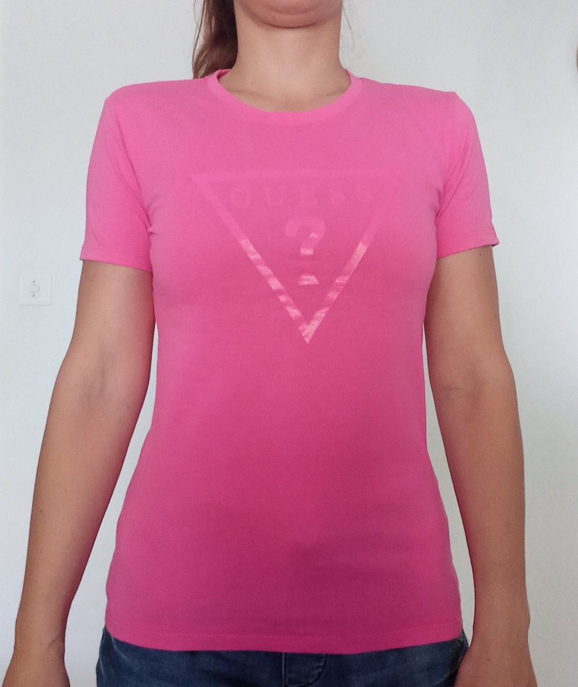 Guess T-shirt: T-Shirt – Usato da Winterthur venduto da Gabi_89