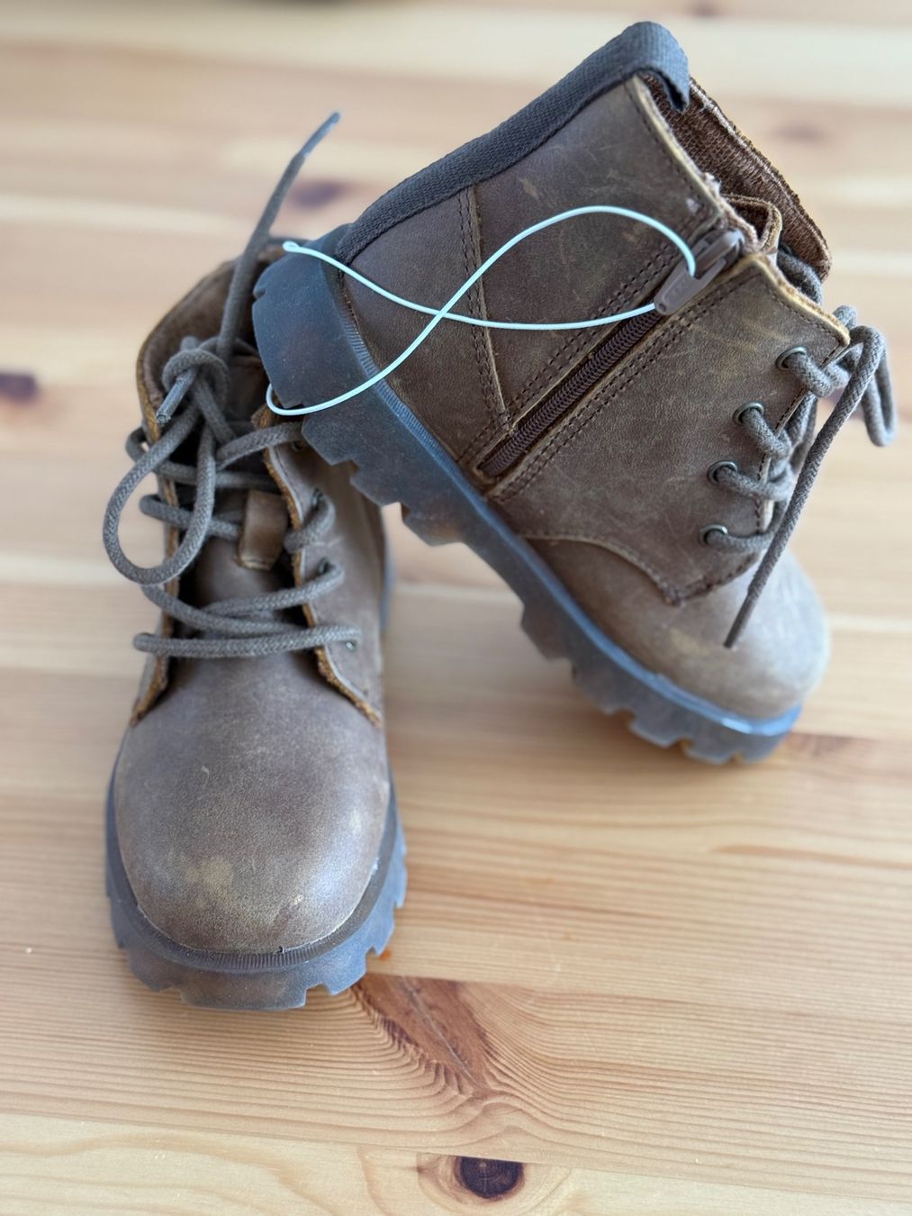Zara Scarpe per ragazzi: ZARA Lederboots/Schuhe Gr 25 – Nuovo e nell'imballaggio originale da Richterswil venduto da Eunoia85 2