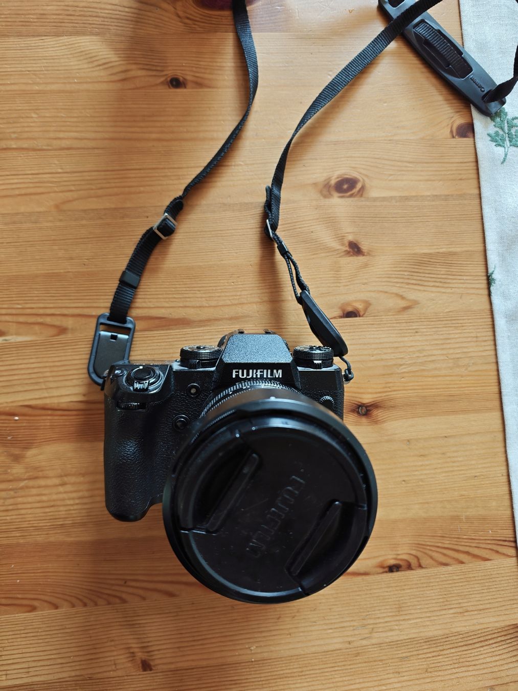 Fujifilm Appareil photo: Fujifilm X-H1 digital camera – D'occasion à Zürich par shrekred 2