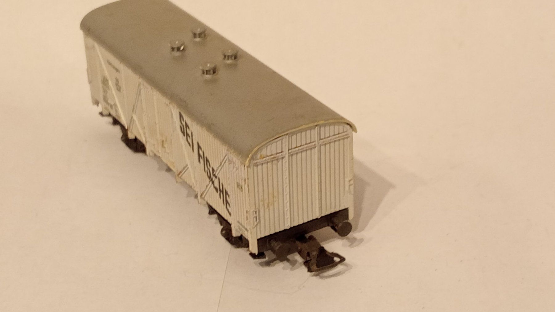 Roco Modellini di ferrovie: Kühlwagen Seefisch – Usato da Büttikon AG venduto da bae_98h5 1