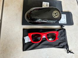 NEU - RAY BAN "Puffer" Sonnenbrille rot