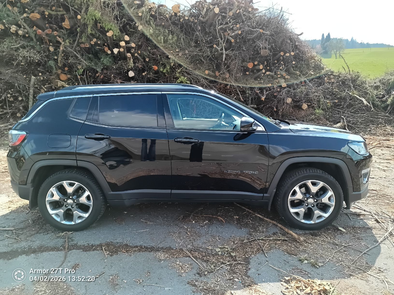 Jeep Autos: Jeep Compass 2.0 Diesel Limited 4x4, guter Zustand, schwarz – Gebraucht aus Luzern von Bbig 1