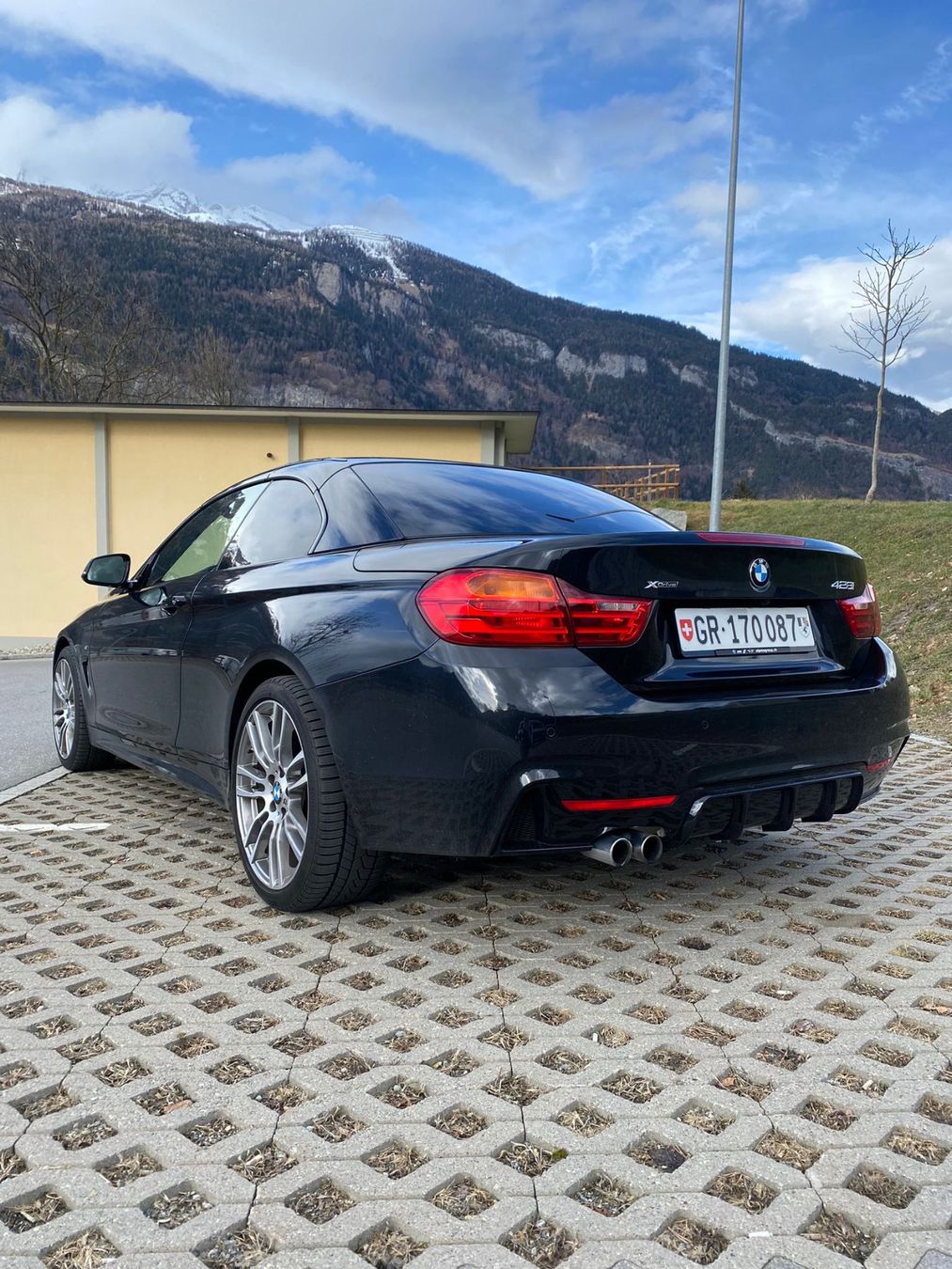 BMW Autos: BMW 428i x-Drive Cabrio – Gebraucht aus Haldenstein von Gigathlon4 3