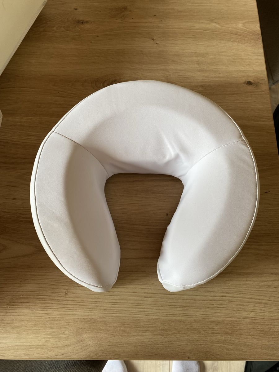 Appareils de massage: Table de massage pliable avec accessoires et sac – D'occasion à Renan BE par Pcapsule 1