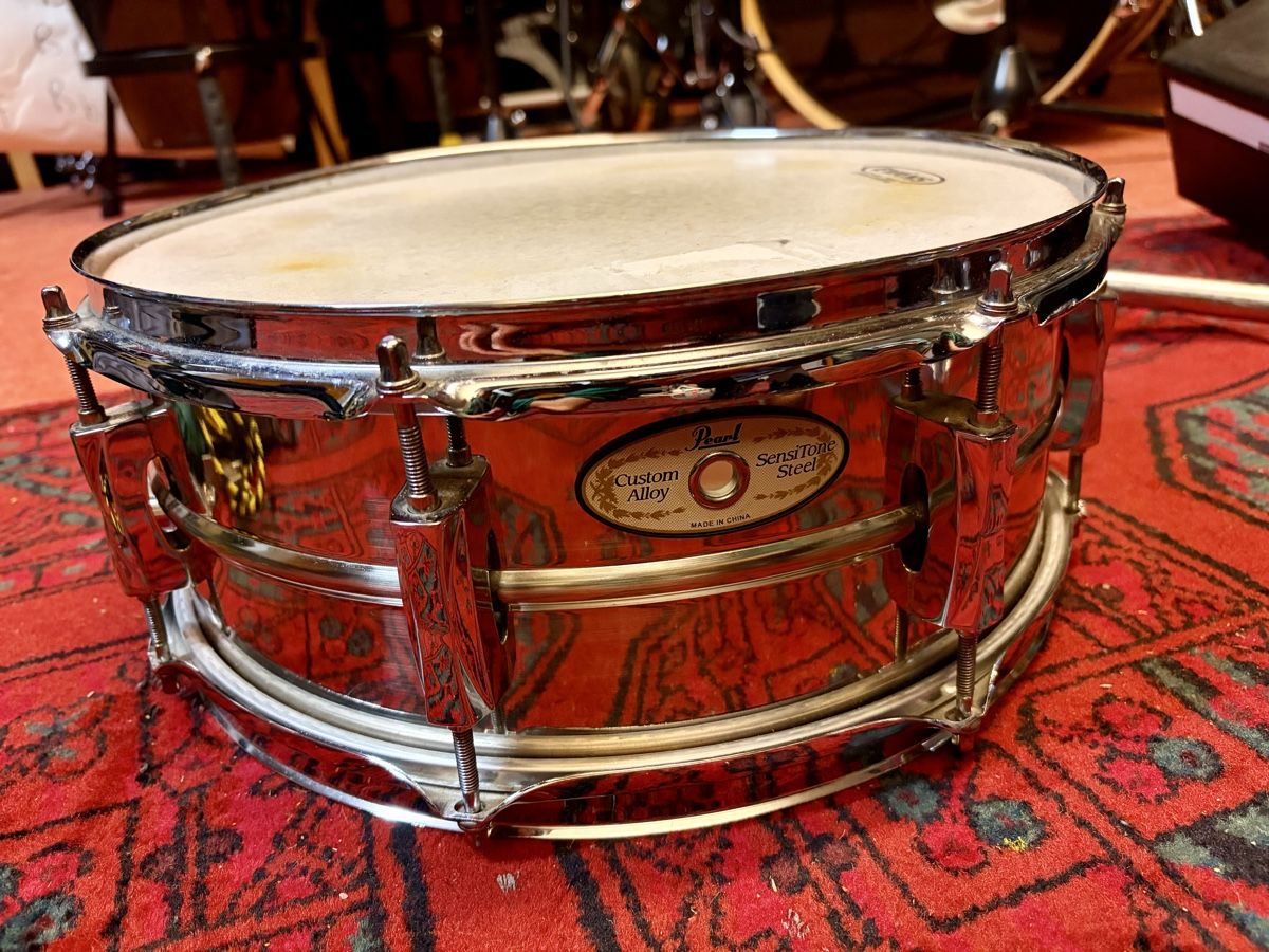 Strumenti musicali: Pearl Drumset – komplettes Set – Usato da Zürich venduto da McNight 4