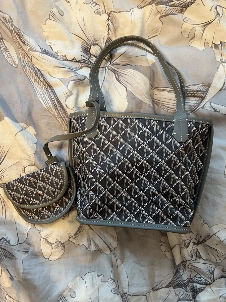 Taschen für Damen: Graue Handtasche mit mini Portemonnaie – Neu (gemäss Beschreibung) aus Richterswil von raf_9dxc