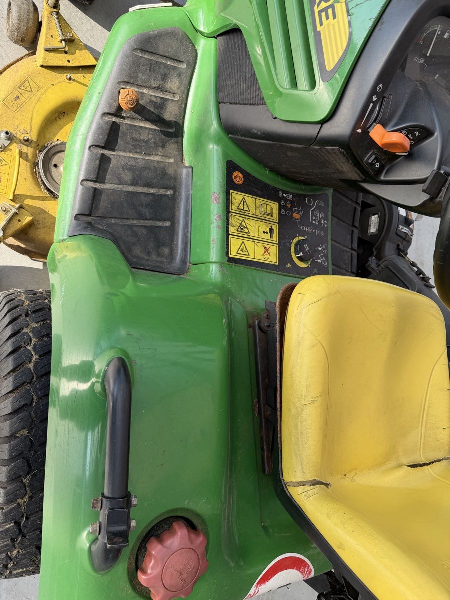 John Deere Tracteurs: Rasentraktor John Deere X740 – D'occasion à Kriens par Frenchi1 5