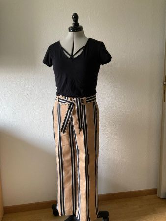 Leinenhose mit T-shirt