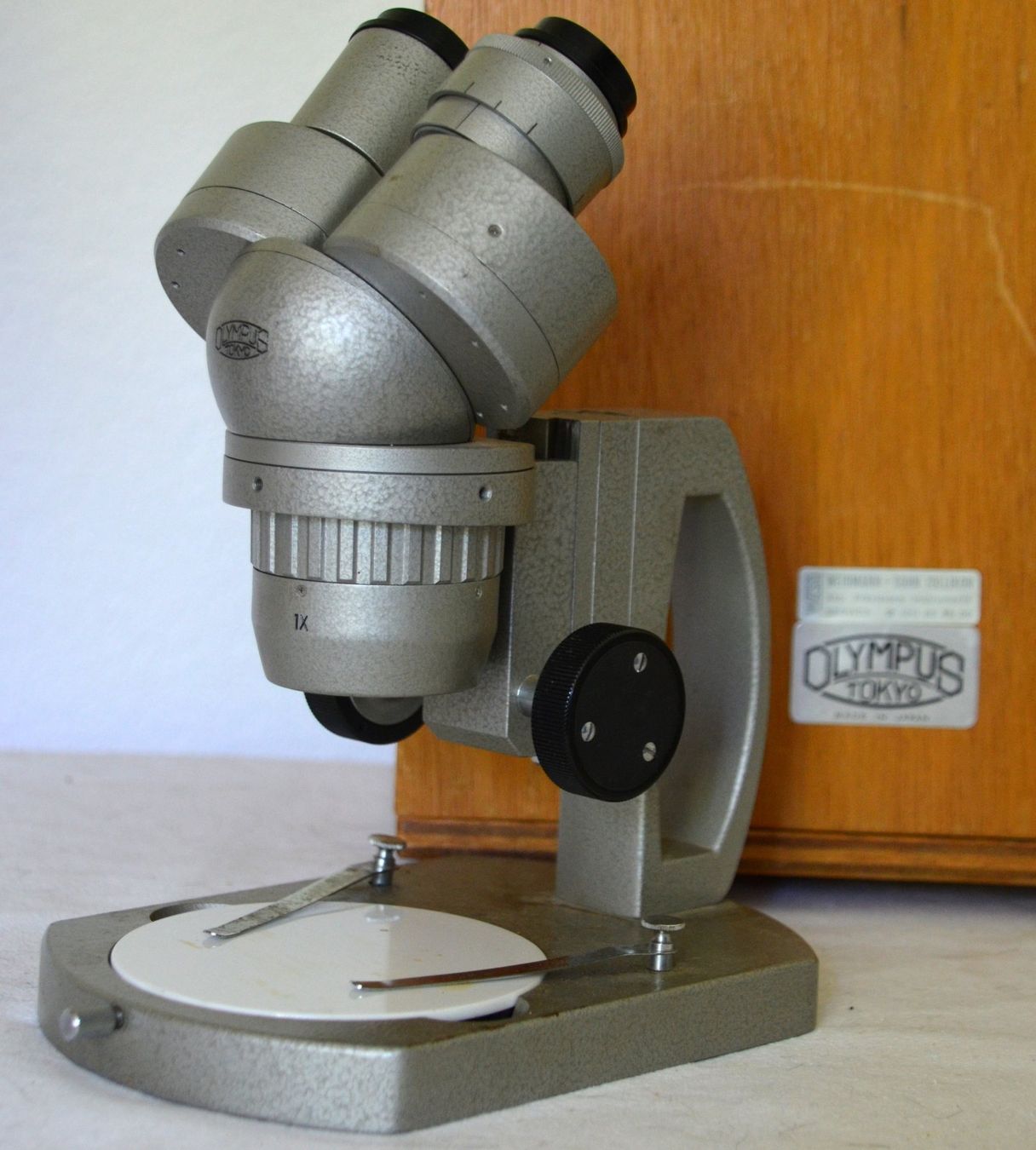 Olympus Microscopi: Microscope Olympus Tokyo Mikroskop – Usato da Collonges venduto da arashee 4