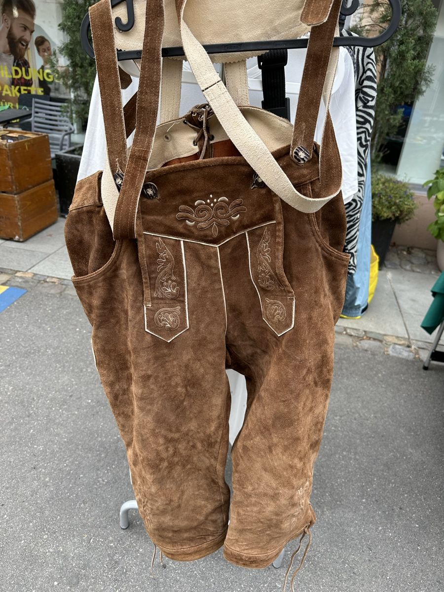 Pantaloni: Lederhosen echtes Leder Gr. 54 – Usato da Birr venduto da Aussicht0