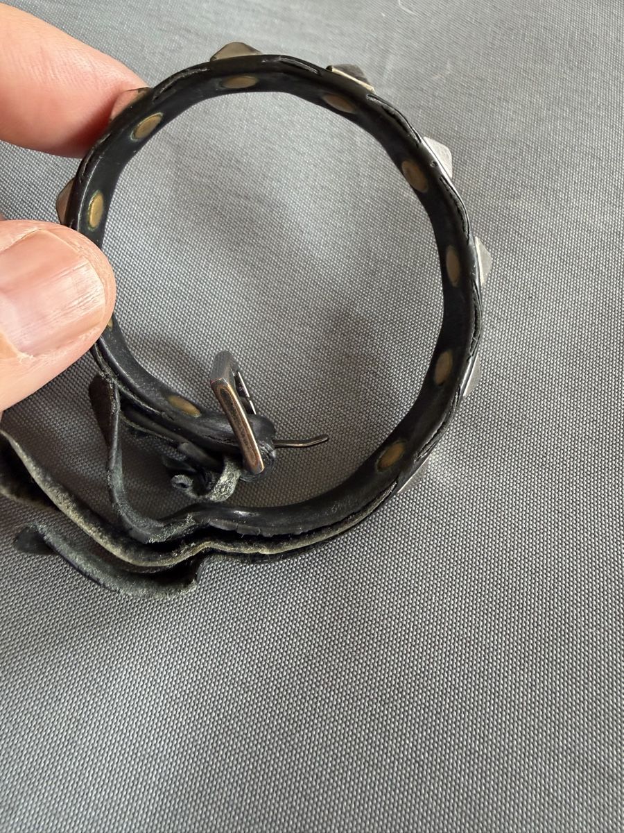 Valentino Bracciali & Braccialetti: Valentino bracciale  in pelle con borchie argentate – Usato da Lugano venduto da can_xdd8 2