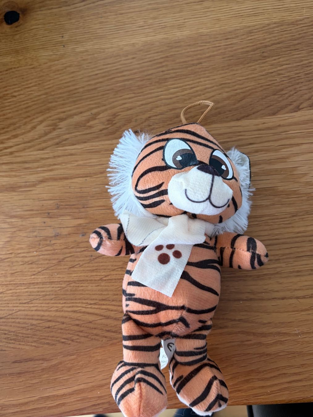 Spielzeuge: Tiger Stofftier mit Schal, orange schwarz gestreift. – Gebraucht aus Bad Zurzach von simba1995