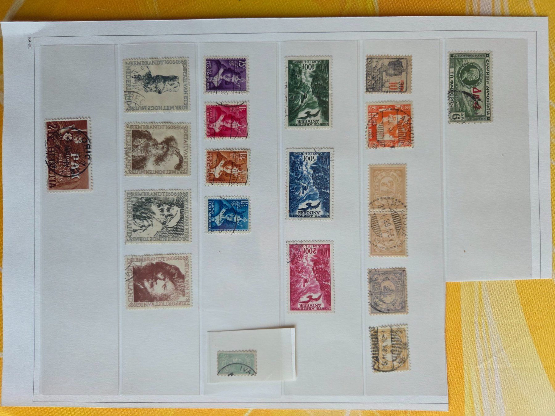 Tutti i francobolli: Ensemble de timbres-poste anciens divers, bon état – Usato da Penthalaz venduto da pfo_92kg