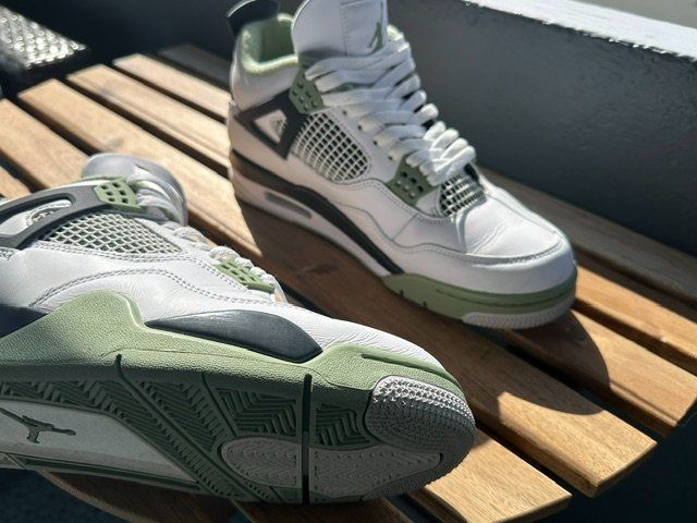 Jordan Scarpe da uomo: Air Jordan 4 Grösse 43 gebraucht – Usato da Strengelbach venduto da d.zimmerli 3