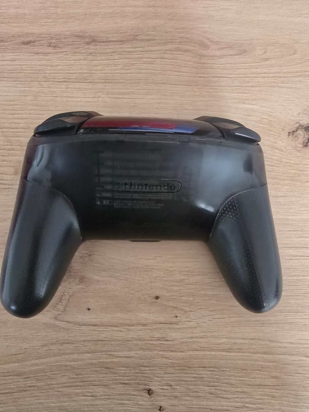 Nintendo Controller: Nintendo Switch Pro Controller guter Zustand mit OVP – Usato da Chur venduto da 1996hiphop 2