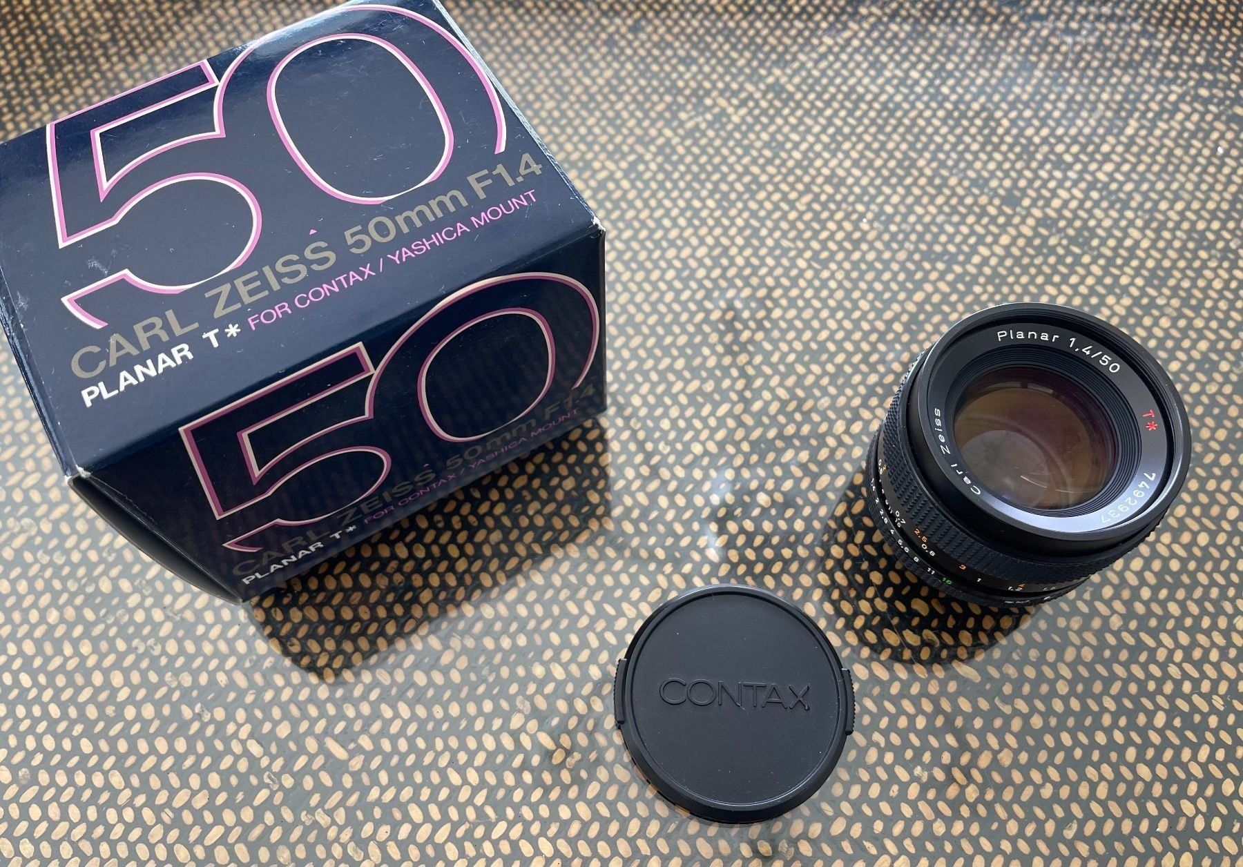 Kamera: RARE LOT Konvolut CONTAX AX + 4 Obj. + 2 Flasch – Gebraucht aus Lausanne von asdyx 1
