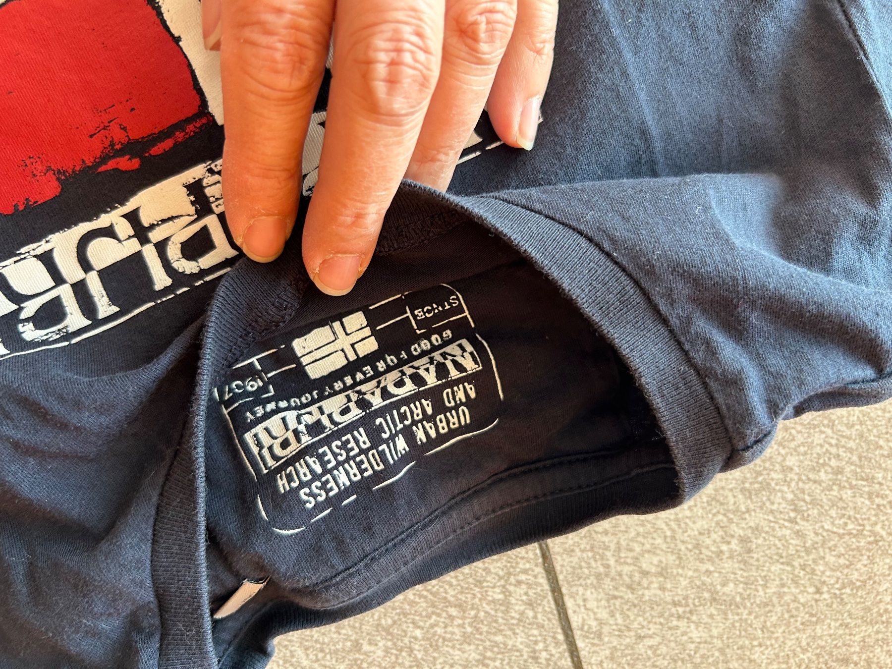 Napapijri Camicie, T-shirt & Polo: Tshirt NAPAPIJRI  gr. 140 – Usato da Arbedo venduto da nadia1973 1