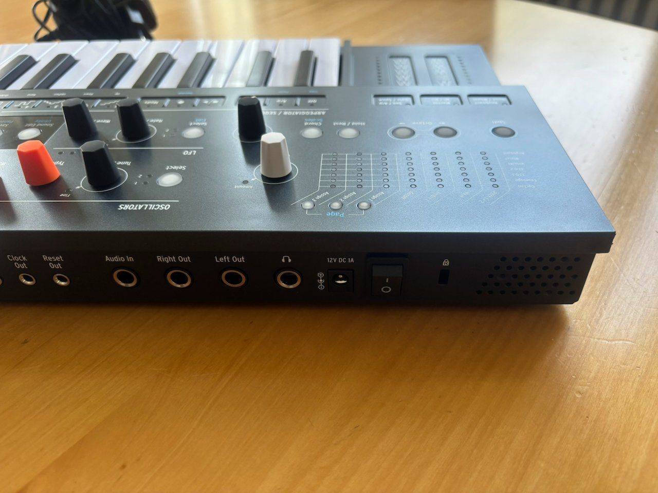 Arturia Strumenti musicali: Arturia MiniFreak – Usato da Roveredo GR venduto da subAlpino 3