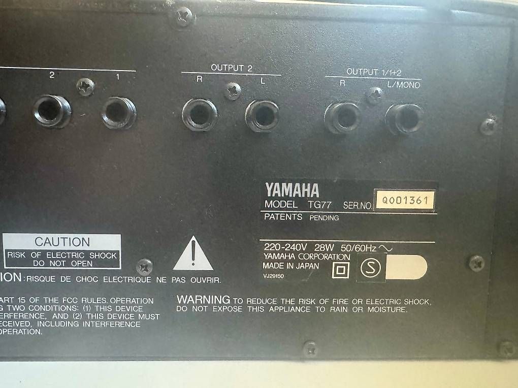 Strumenti musicali: YAMAHA TG77 SYNTHETISEUR TONE GENERATOR – Usato da St-Imier venduto da Swann-Thommen 4