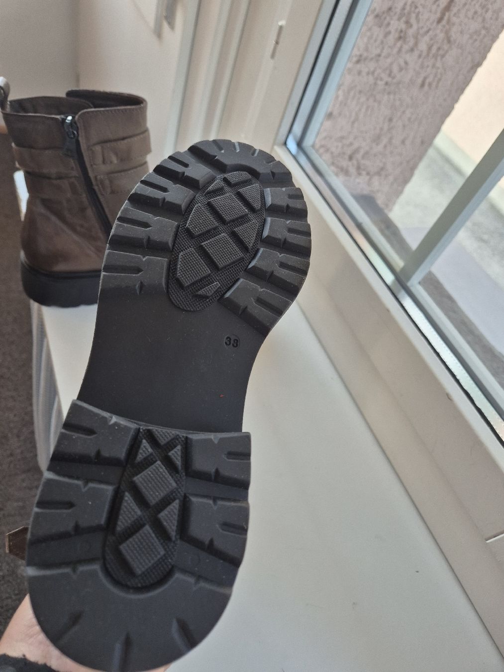 Mjus Damenschuhe: Schöne Winter Boots Mjus, Grösse 38, Neu – Neu (gemäss Beschreibung) aus Herrliberg von SELENONAUTKA 2