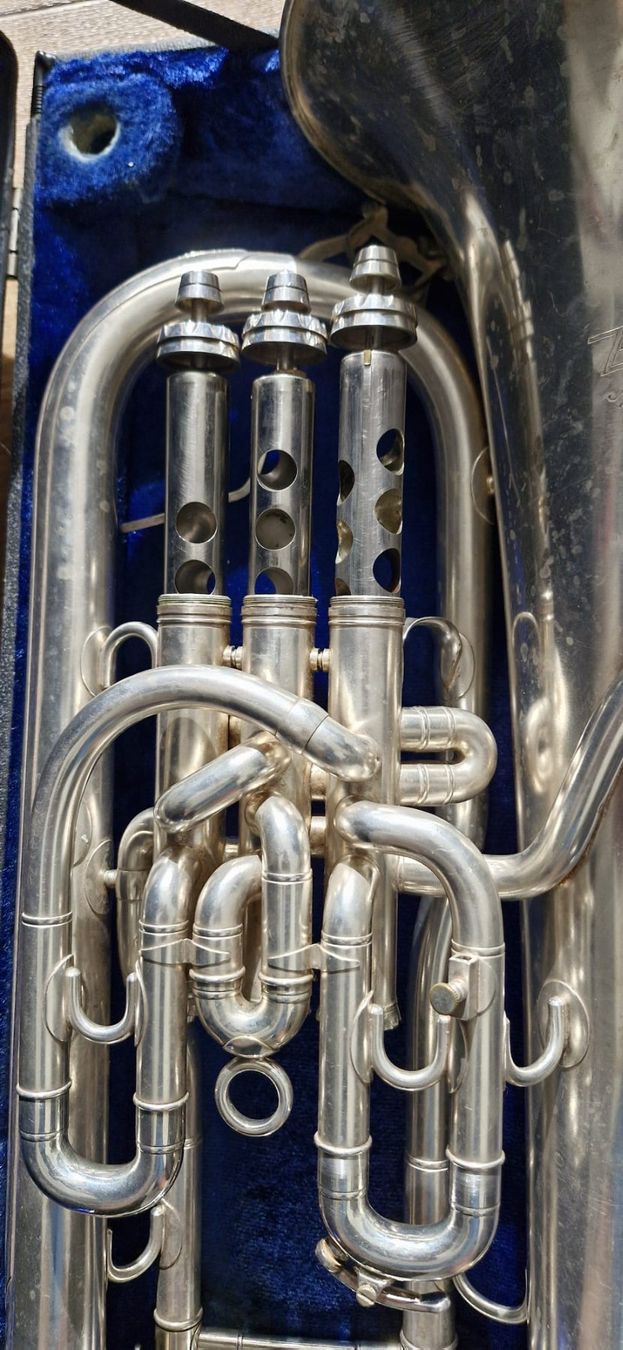 Besson Strumenti musicali: Euphonium Besson New Standard – Usato da Ballwil venduto da mic_6q56 3