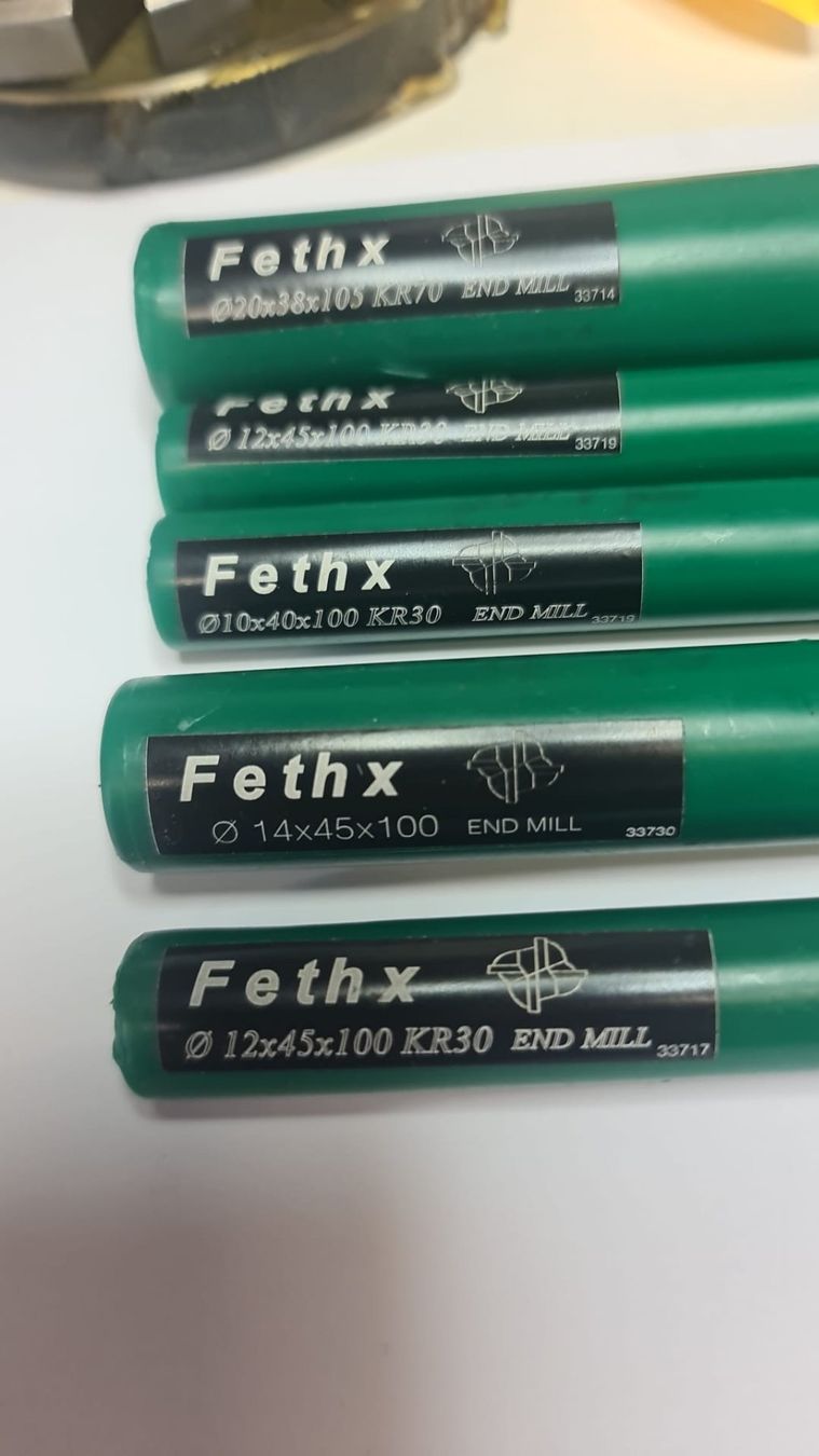 Tous les outils: Fräser – Neuf avec emballage d'origine à Egerkingen par ogi3131