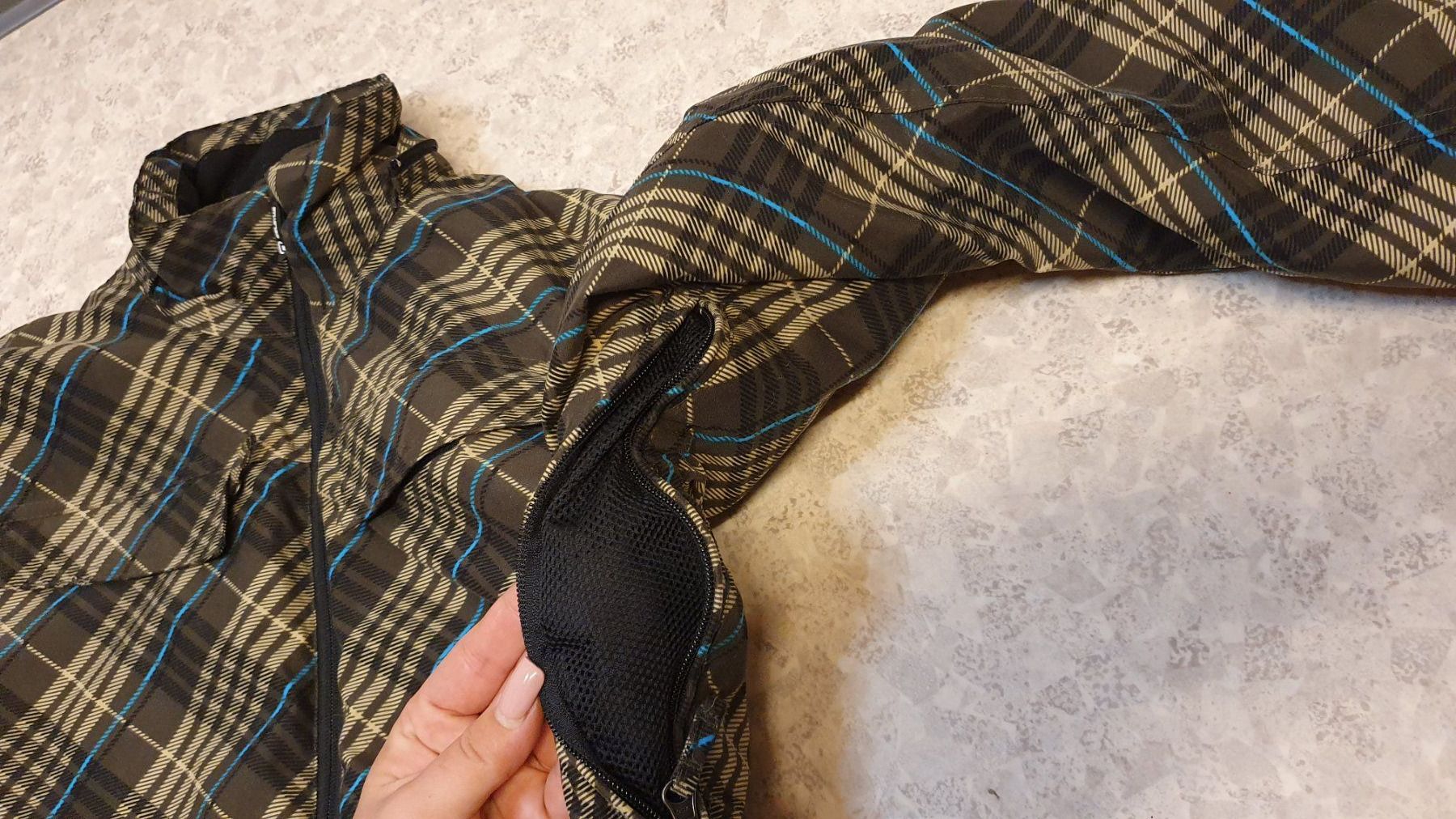 Giacche: 🌺Celsius Jacke Größe 40-L🌺 – Usato da Wald ZH venduto da CapLux 7