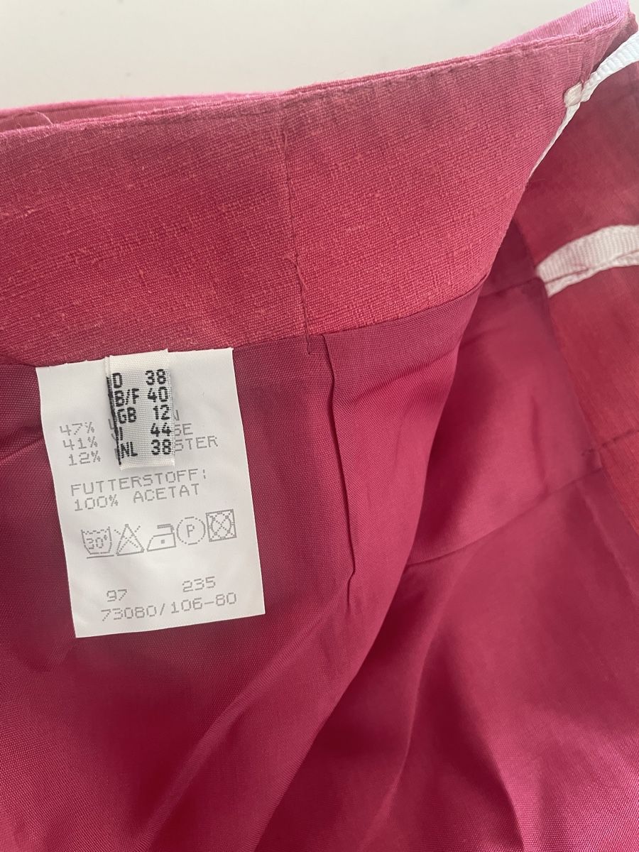 Gonne: Eleganter Rock, Gr. 38, beerefarben – Usato da Opfikon venduto da janineschlosser 1