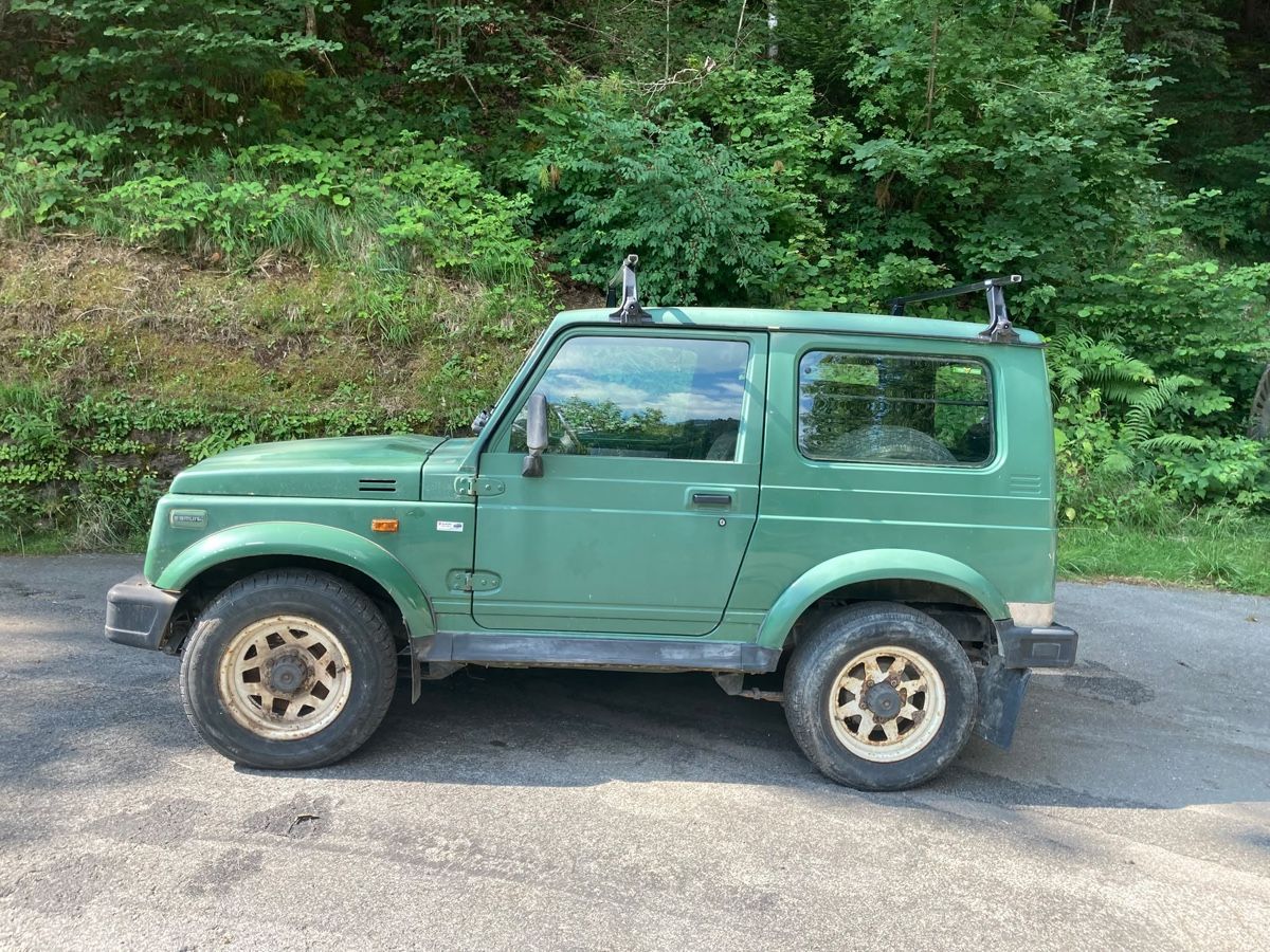 Suzuki Autos: Suzuki Samurai 1000 – Gebraucht aus Kandergrund von matsel 2