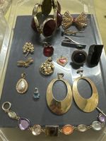 lot de bijoux