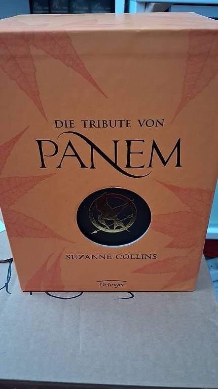 Libri: Die Tribute von Panem - Buchreihe - Suzanne Collins – Usato da Lyss venduto da Be_Rady 2