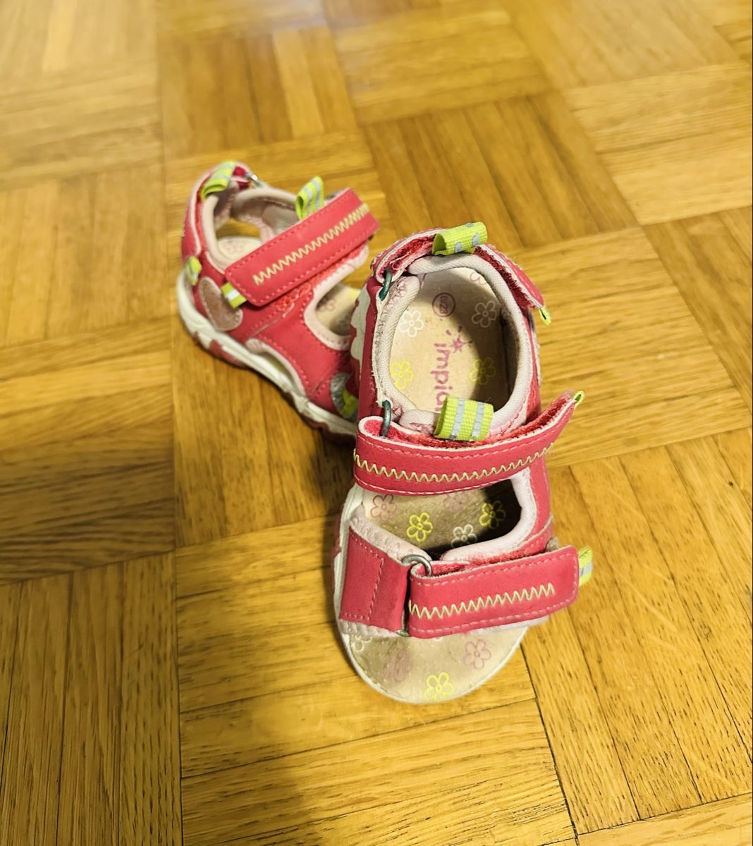 Scarpe per ragazzi: Sommer Sandalen Gr. 23  – Usato da Winterthur venduto da CaptainHungary