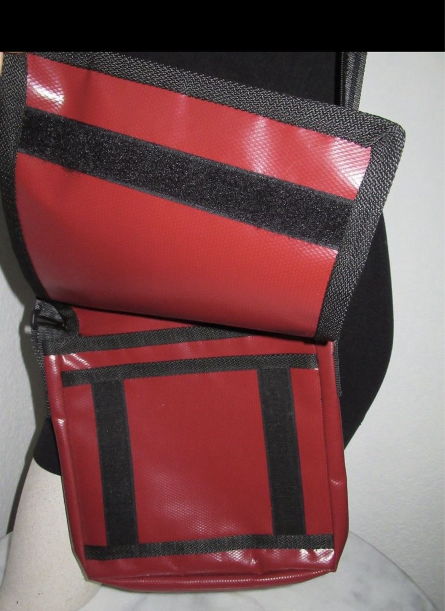 Taschen für Damen: Handtaschen – Gebraucht aus Zug von doresina 1