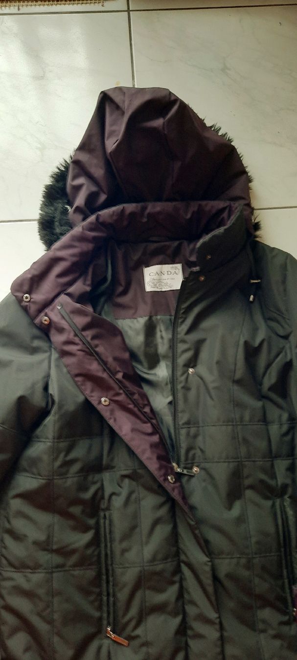 C&A Cappotti: Winterjacke lang Grösse 48 – Nuovo (secondo la descrizione) da Rotkreuz venduto da schweizerin72 3