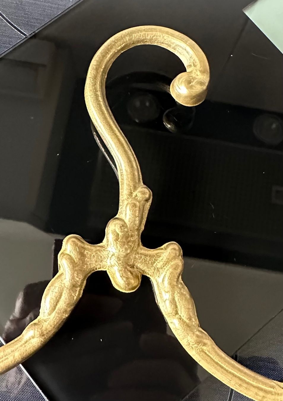 Appendiabiti: Kleiderbügel vintage Messing massiv – Usato da Zürich venduto da brazerola 1