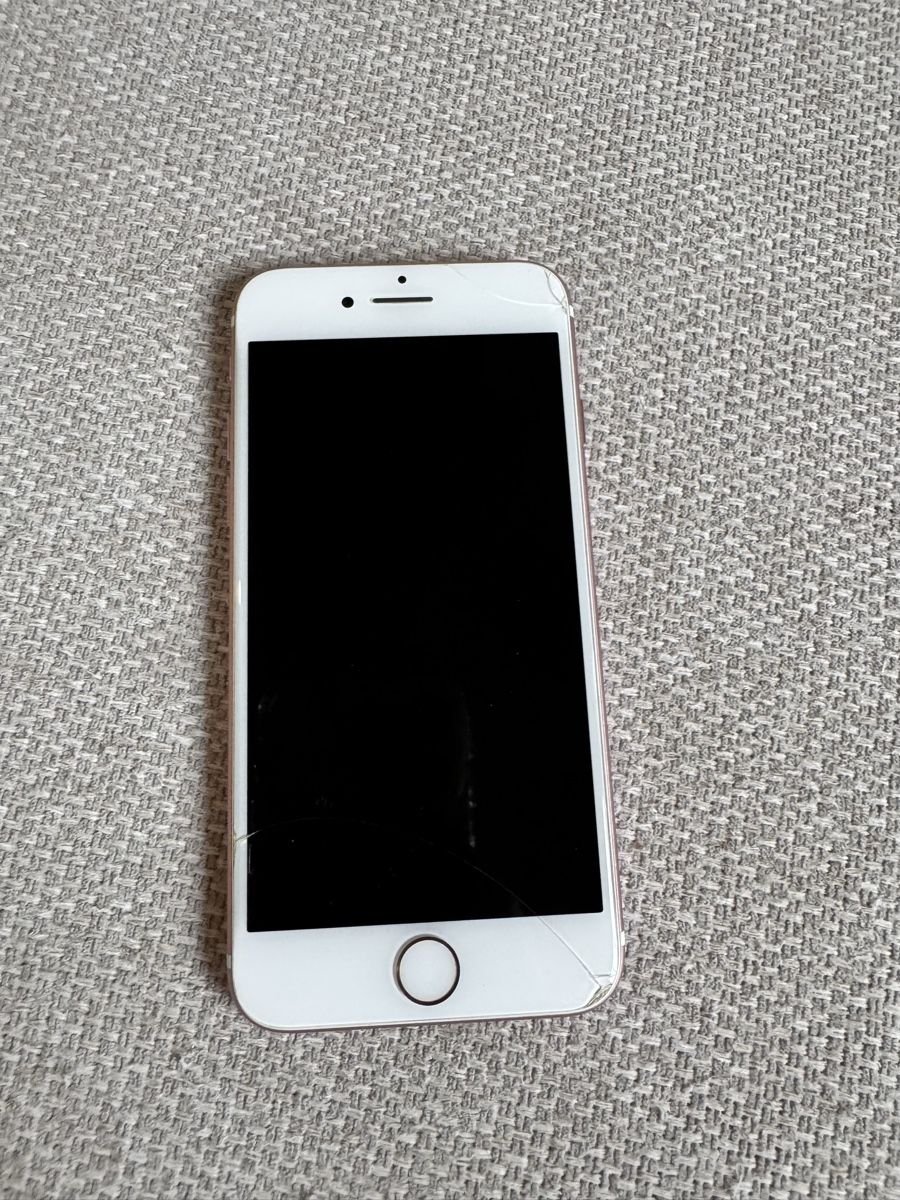 Apple Telefoni cellulari / Smartphones: Apple iPhone 7 in Roségold – Difettoso da Zürich venduto da MHW23