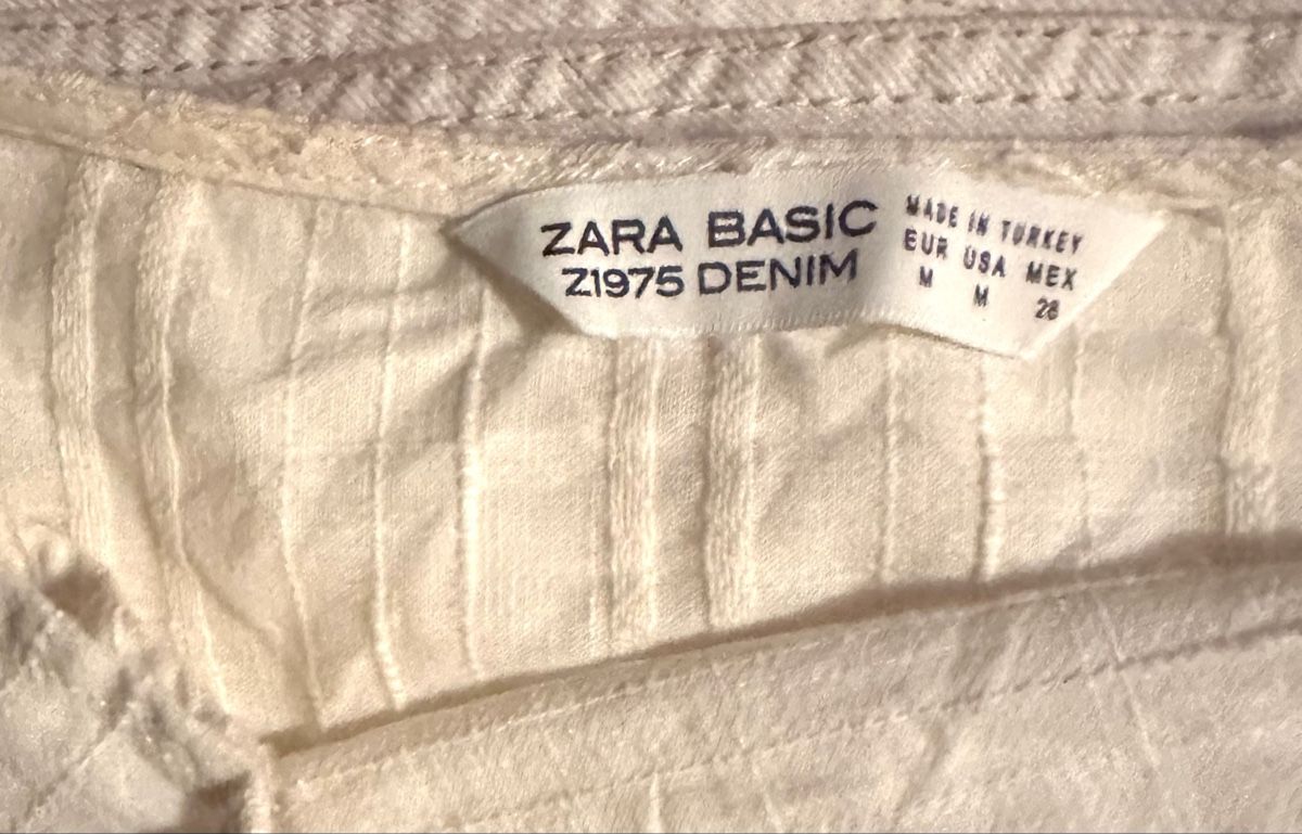 Zara Camicette: ZARA BLUSE GR. M neuwertig – Nuovo (secondo la descrizione) da Unteraegeri venduto da MH203 8