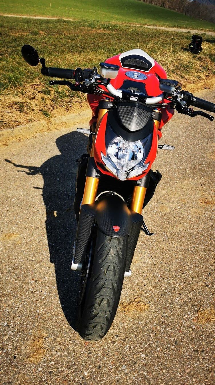 Ducati Strasse: Ducati Streetfighter 1099 S – Gebraucht aus Nuglar von  6